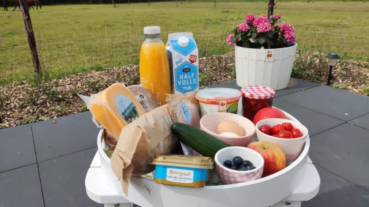 De Tulp Bed & Breakfast Noordgouwe Exterior photo
